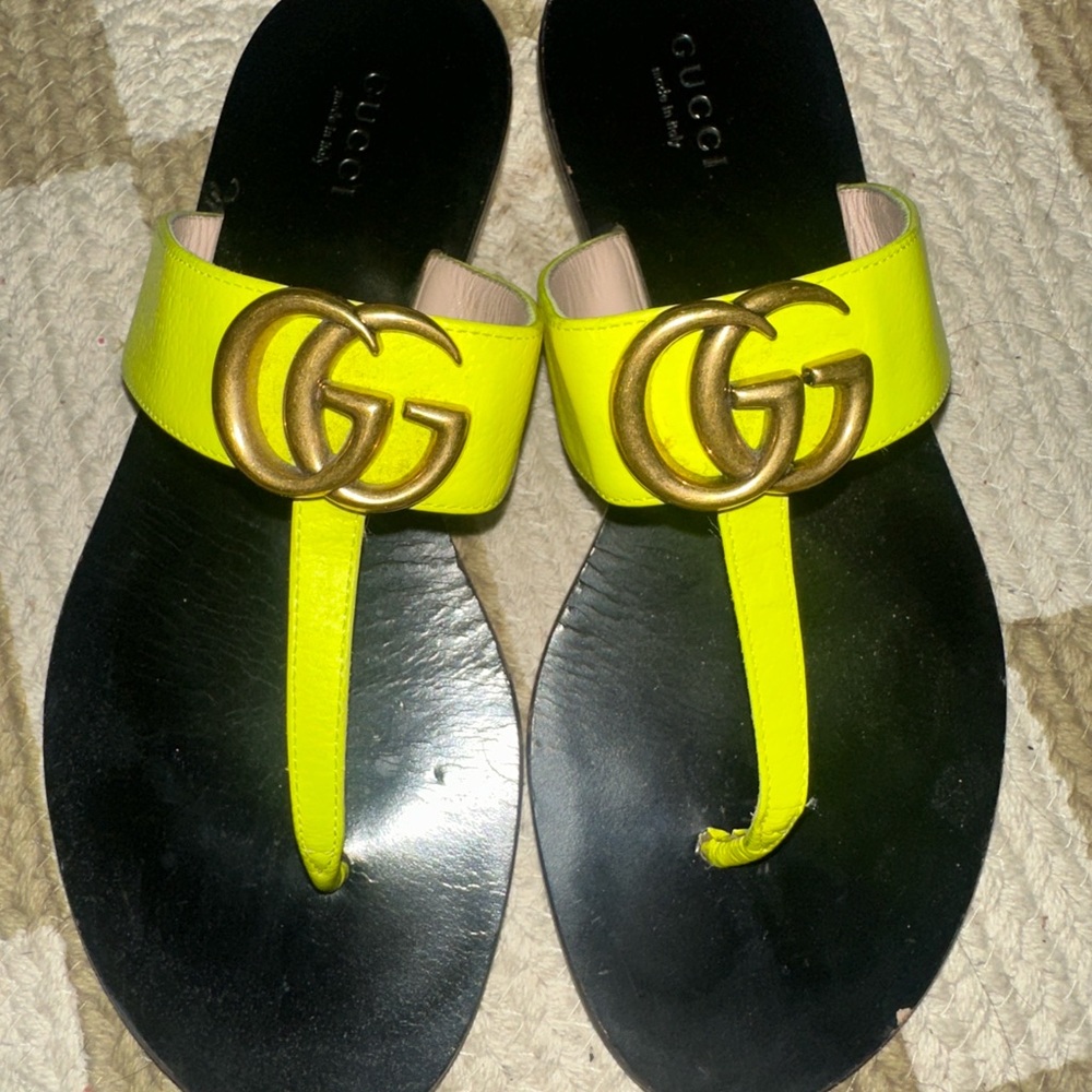 Gucci yellow Marmont Sandals with Metallic Emblem